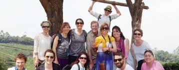 Expert Small Group Tour Guides